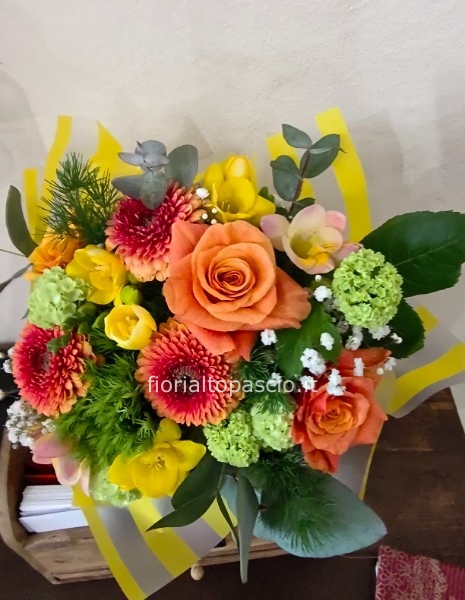 Bouquet misto colore giallo arancio